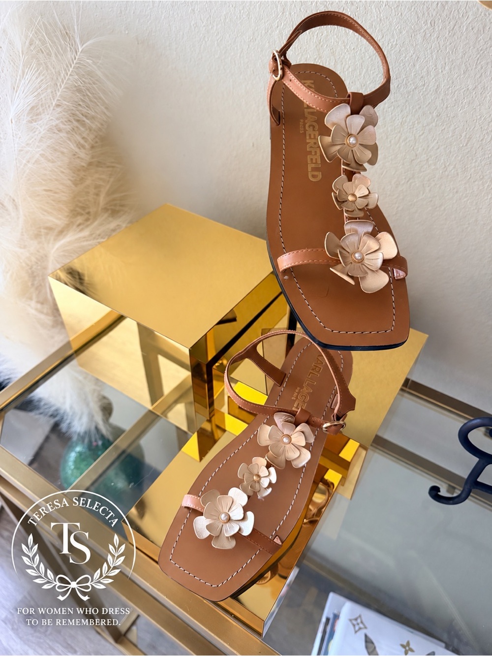 NEW Karl Lagerfeld Paris Floral Embellished Flat Sandals Size 9M